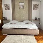 Studio 31 Apartment